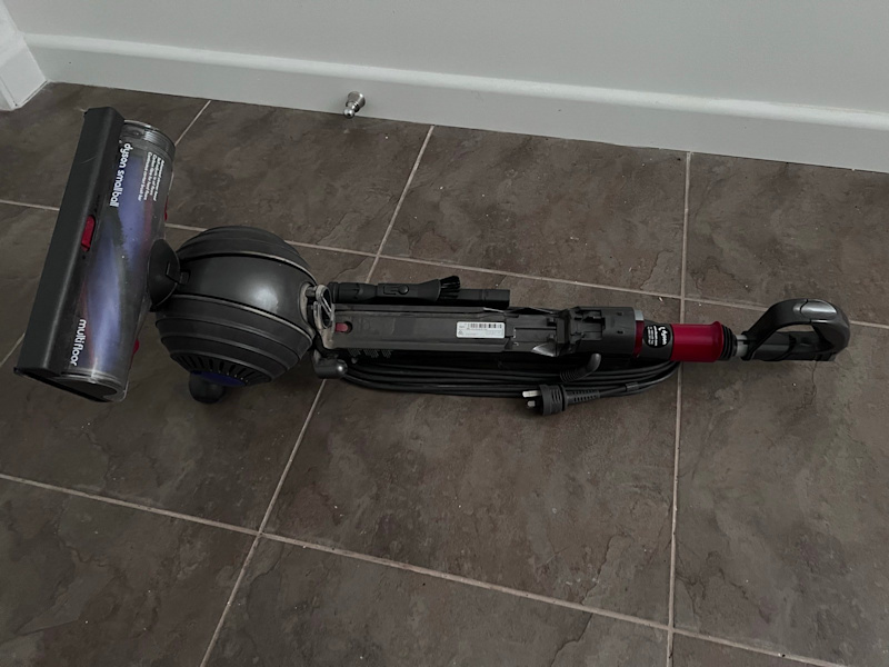 Dyson Smallball multi floor upright vacuum 63444075014018114