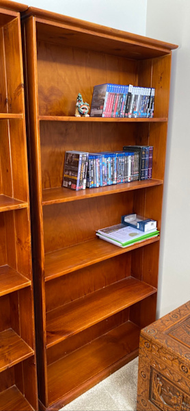 3 large wooden bookshelves62929669446019112