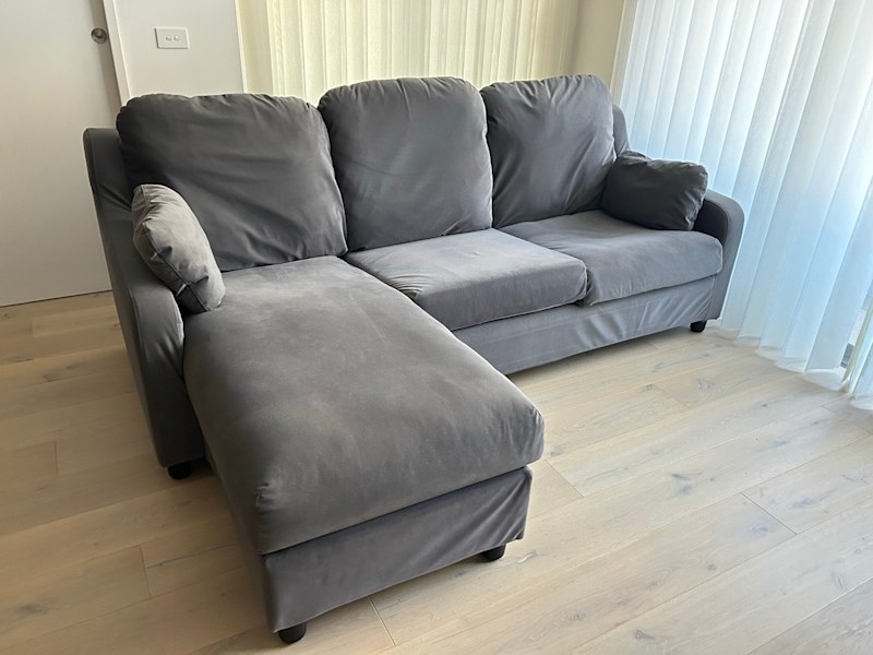 Vinliden 3 Seat Couch with Chaise62863407366401115