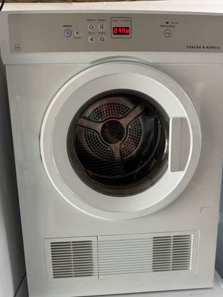 Fisher & Paykel 4kg vented sensor dryer630221800042251120