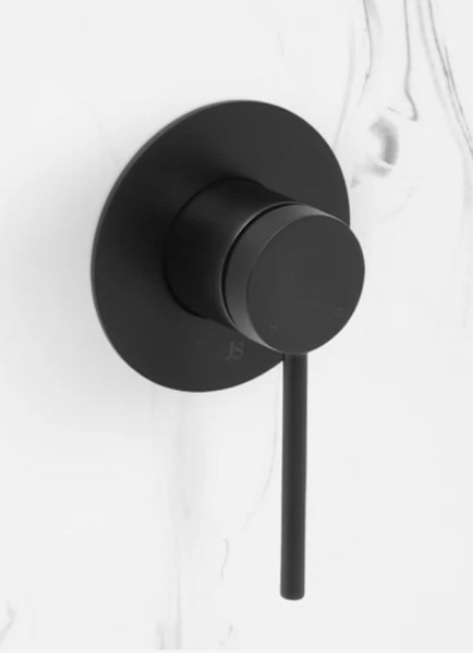 Shower Mixer Matte Black brandnew 63440221938179111