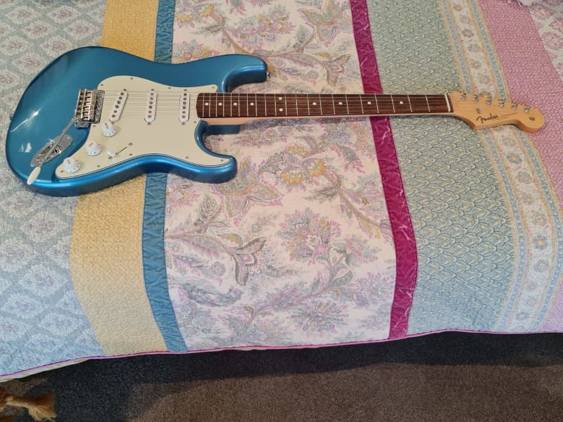 Fender Traditional II 60s Stratocaster RW Lake Placid Blue