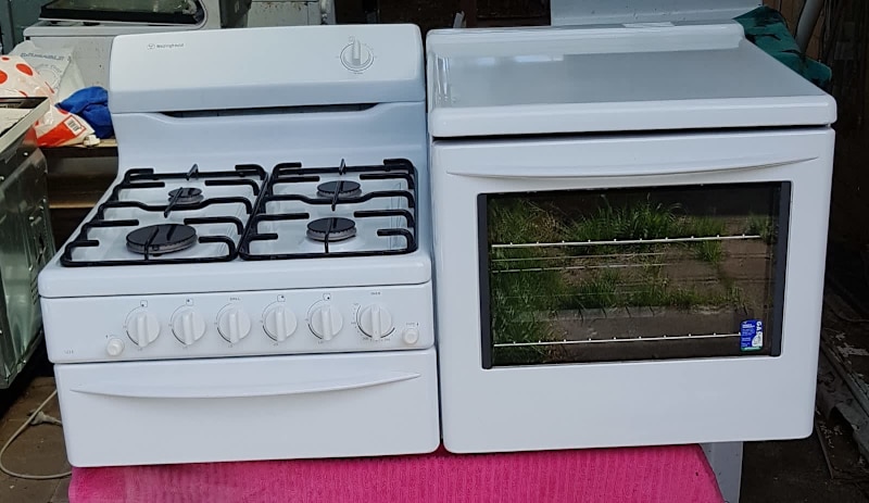 elevated gas oven and cooktop