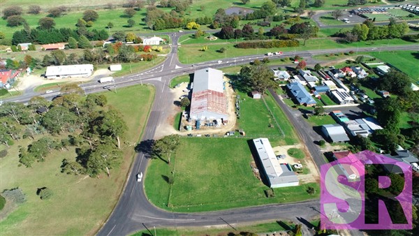 General Industrial Land Featuring An Expansive Street Frontage63438552179969114