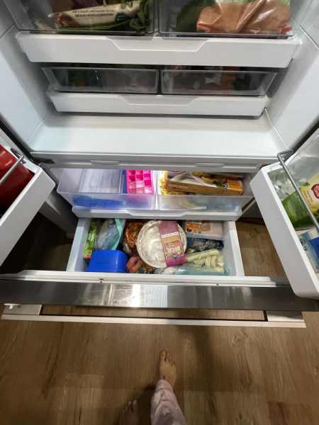 Brand new 617Ltr Fisher & Paykel French door fridge $1000!!63470142187009112