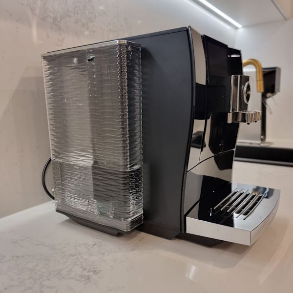 Jura Z10 Automatic Coffee Machine - Black63017765375490111