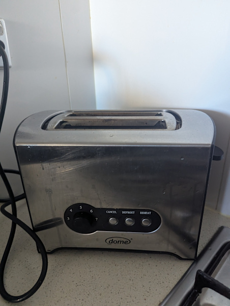 Dome 2 slice toaster63470145595138110