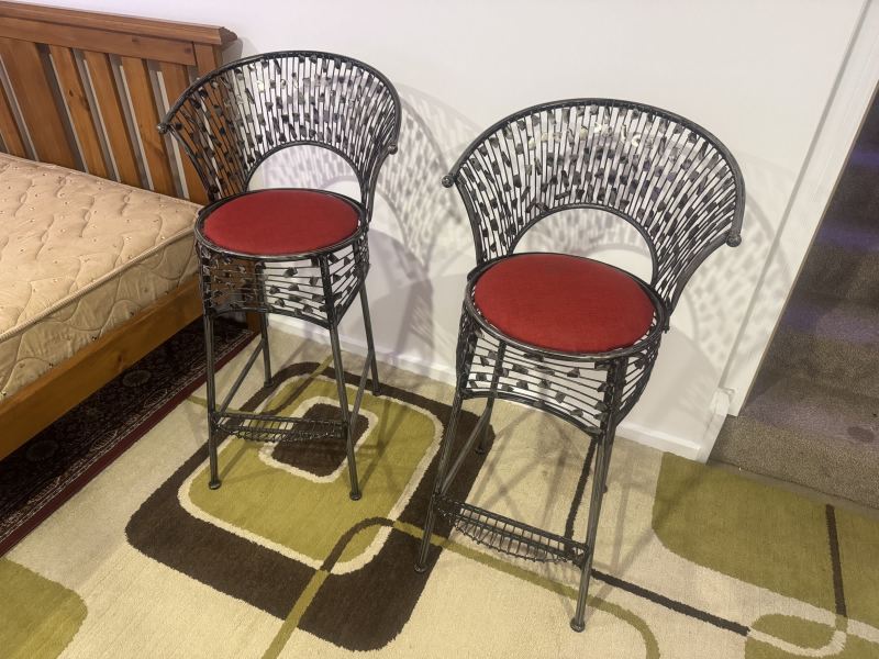 Red metal beautiful Bar stools / foldable back62863373895811112