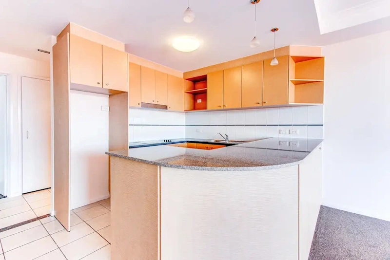 New asking Price- Top Floor with Lift access.62931711104513114