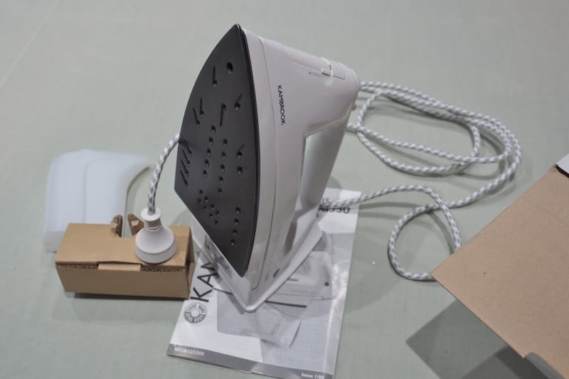 Kambrook Steamline 350 Steam Iron - as new in box63470141683203110