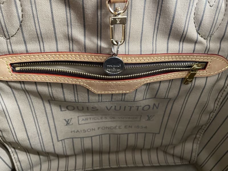 Louis Vuitton Neverfull Code: M41526 For Inquiries: please inbox