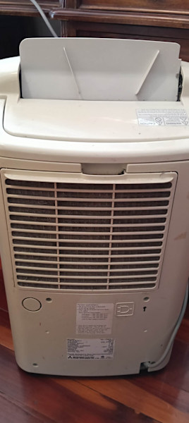 Mitsubishi Compact Dehumidifier 5.5L63612125933186114