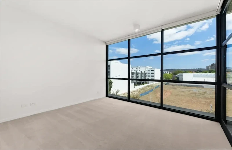 Stylish Waterfront Living in Kingston!63437626227714110