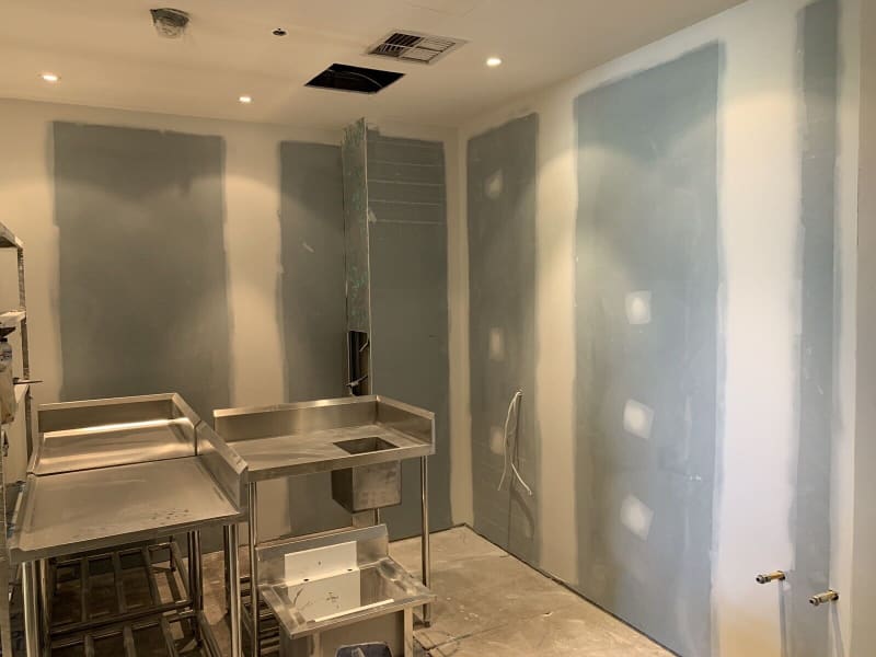 Walls and ceilings framing, gyprock plasterboard fixing and flushing62863416966403113