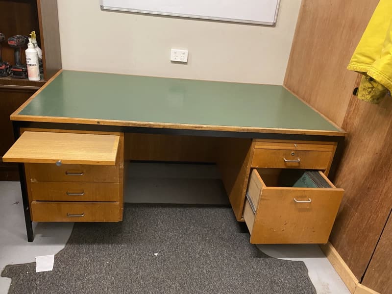 gumtree timber desk