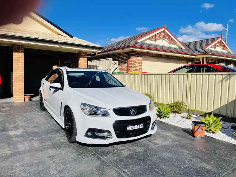 2014 HOLDEN COMMODORE SS-V REDLINE 6 SP MANUAL 4D SEDAN62934698345218111