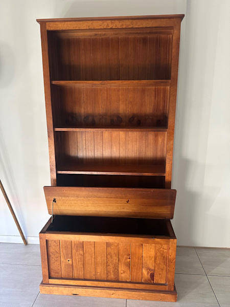 4 Shelf timber Storage unit62863379354625111