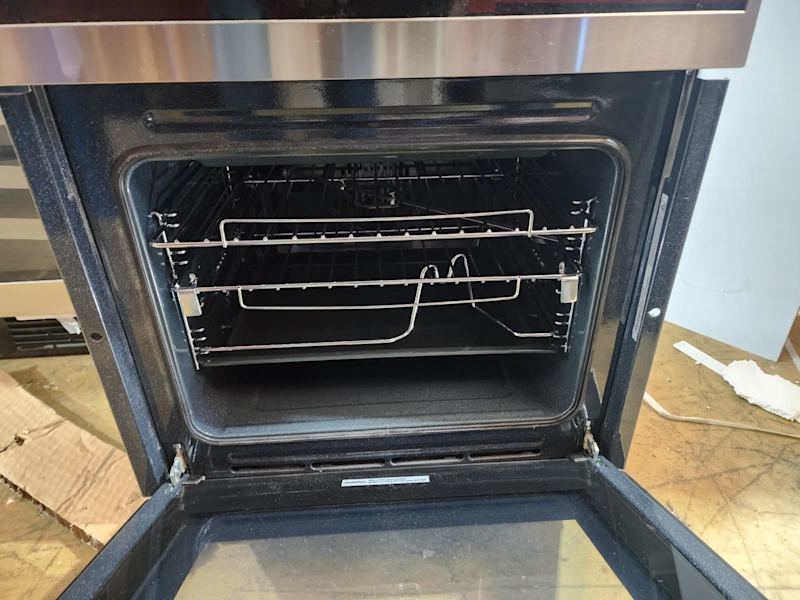 60CM ELECTRIC MULTI-FUNCTION DOUBLE OVEN ( ex display) RRP & 189963442541651458110
