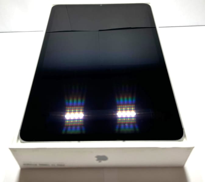 Apple iPad Pro 11-inch 128GB Wi-Fi Cellular 4th Gen MNYC3X&