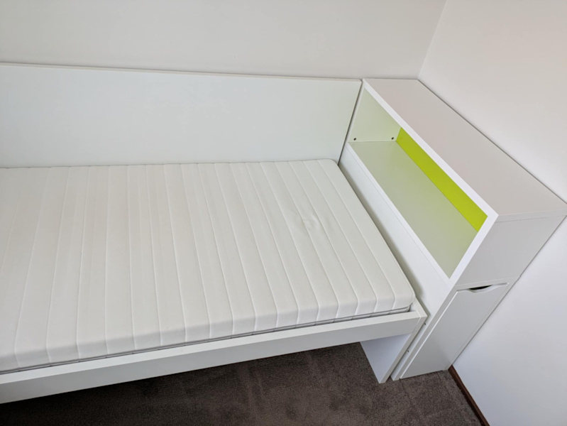 Single bed with shelf and drawer62863406336001113
