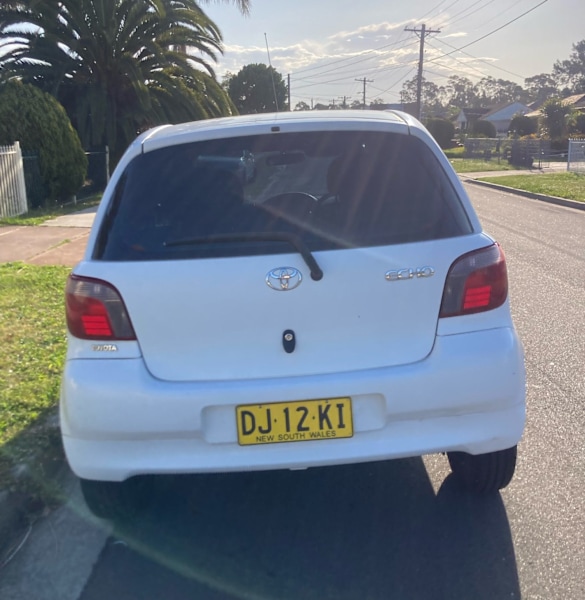 2000 TOYOTA ECHO 5 SP MANUAL 3D HATCHBACK62938584091522113