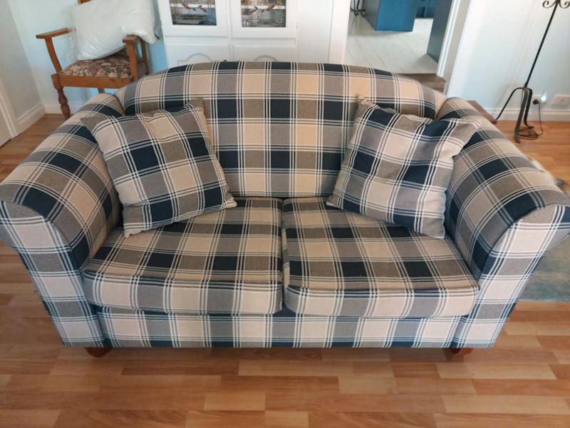 SOFA  2 seater, free, good condition63437625116290110
