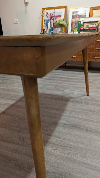 Retro 6-seater table62863405828739112