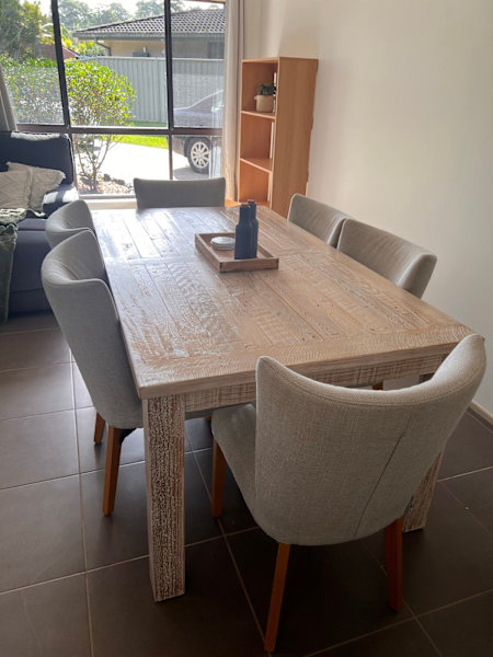 6 seat dining table & chairs62863380363266114