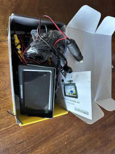 Reversing camera with cigarette lighter plug new $3062863392804481110
