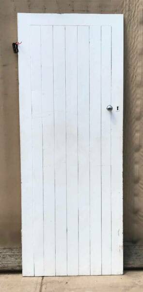 External Door with Vintage Handle - 2025 x 800 x 35 mm630062356737311123