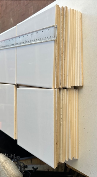 White ceramic tiles63437935609345110