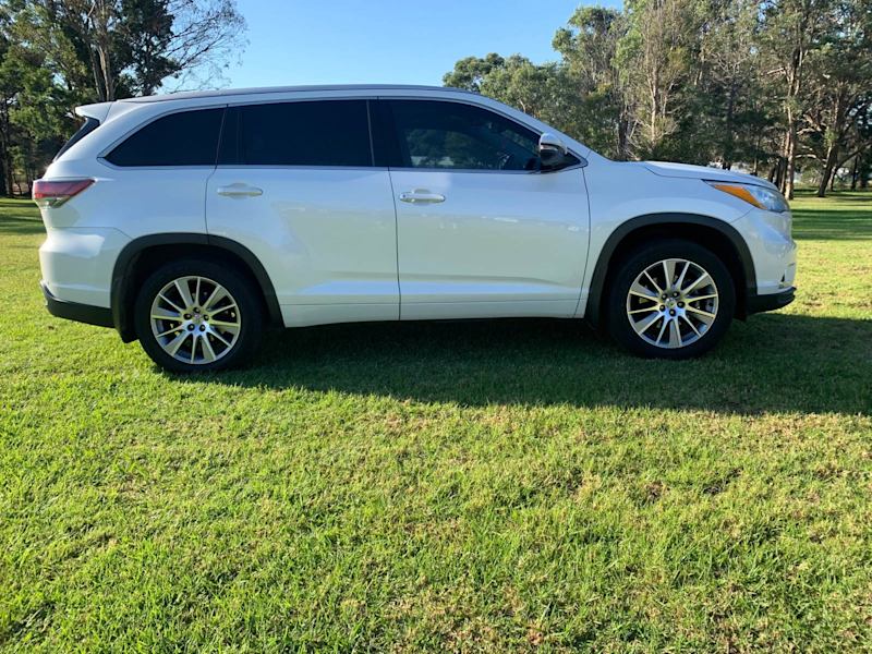 2015 TOYOTA KLUGER GRANDE (4x4) 6 SP AUTOMATIC 4D WAGON62885349046657110