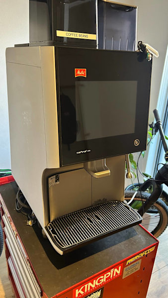 XT8 Melitta Coffee Machine + MC30 Fridge63612126044290110