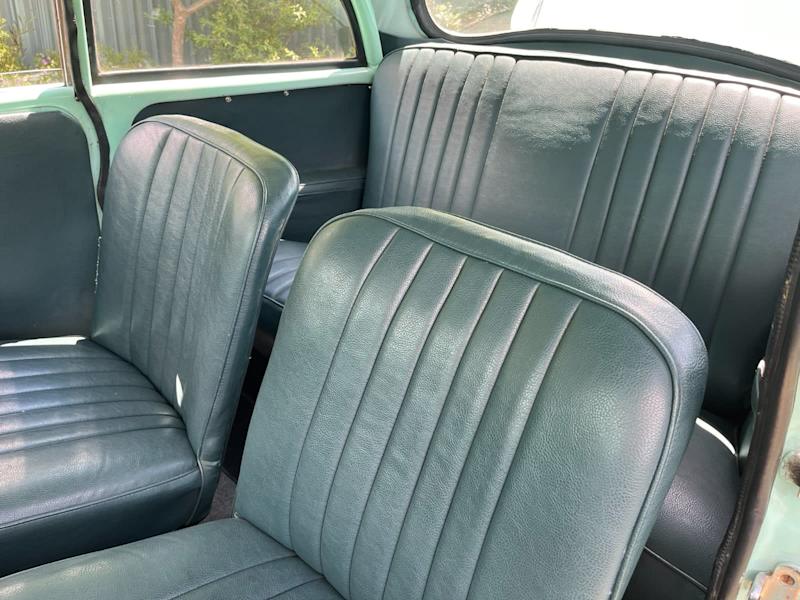 Morris Minor Manual Sedan62938582676739114