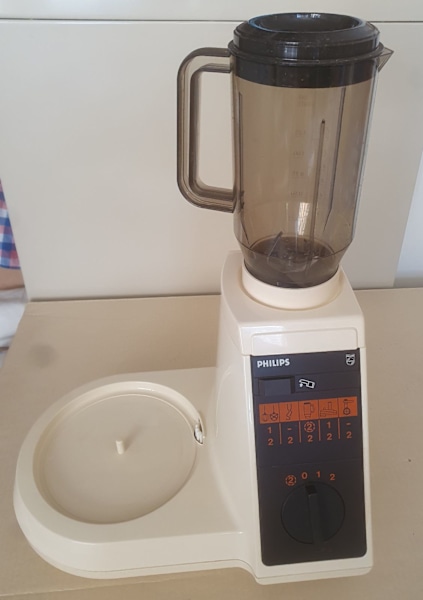 1970s vintage Philips HR26826/B food processor. Some parts missing63444044641282113