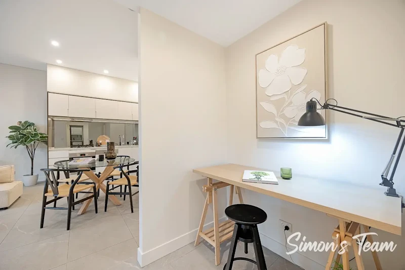 Ground-Floor Apartment with 3m Ceilings, Study & Courtyard – Riverside Living at Its Best62882739753987113