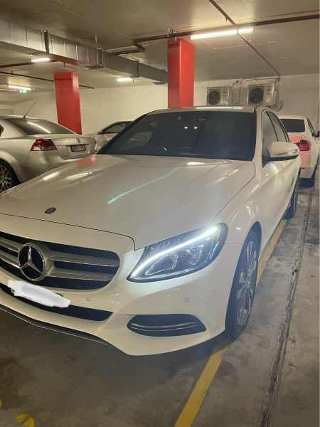 Mercedes benz c200 2015 (mercedes serviced)62933708875266110