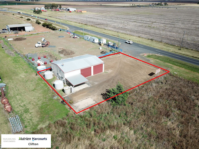 New England Highway, Nobby62885372157955114