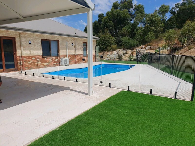 Quality Glass Pool Fencing - PTS62863396112513119
