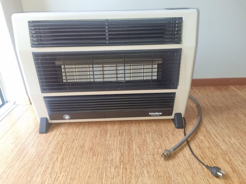 25 MJ Brigadier everdure gas heater63014237223171111