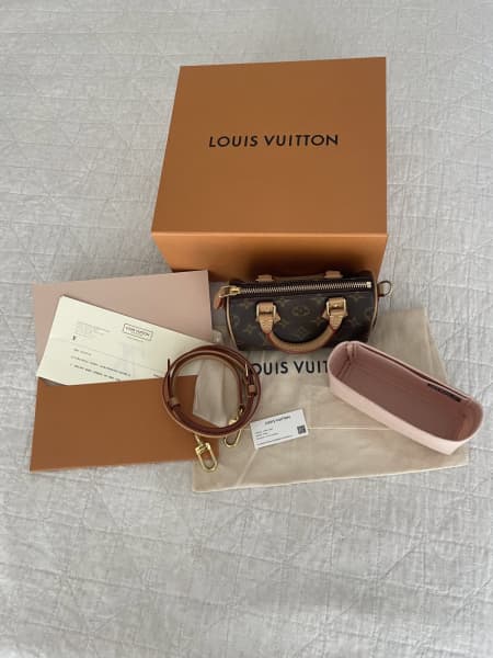 Louis Vuitton Ribbon Orange and Orange/Pink 1” Wide 53 Long w/ a receipt  holder
