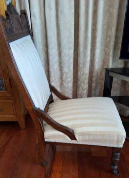 Classic chair re-upholstered62863408358401112