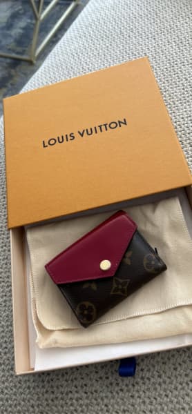 Pre-owned Louis Vuitton Zoe Wallet Monogram Giant Red/pink