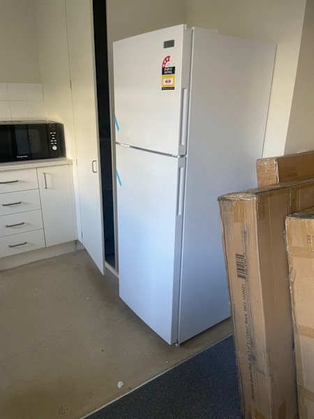 Frost-Free Fridge - Compact, Energy Efficient & No Defrost63014235708929113