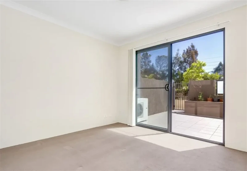 Spacious Ground Floor Apartment with Oversized Courtyard in Prime Westmead Location63007596113026113
