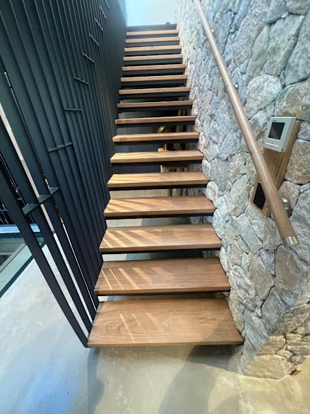 Blackbutt Hardwood Internal Stair Components63007201007491112