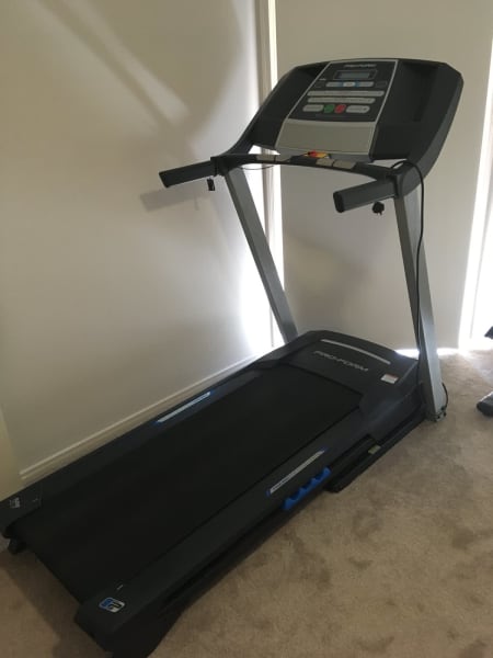 Proform 520 zlt online treadmill price