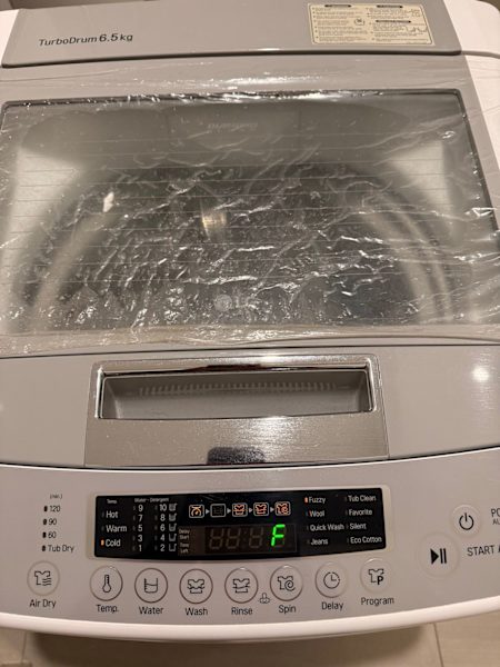 LG 6.5KG top loader washing machine63470143450881111