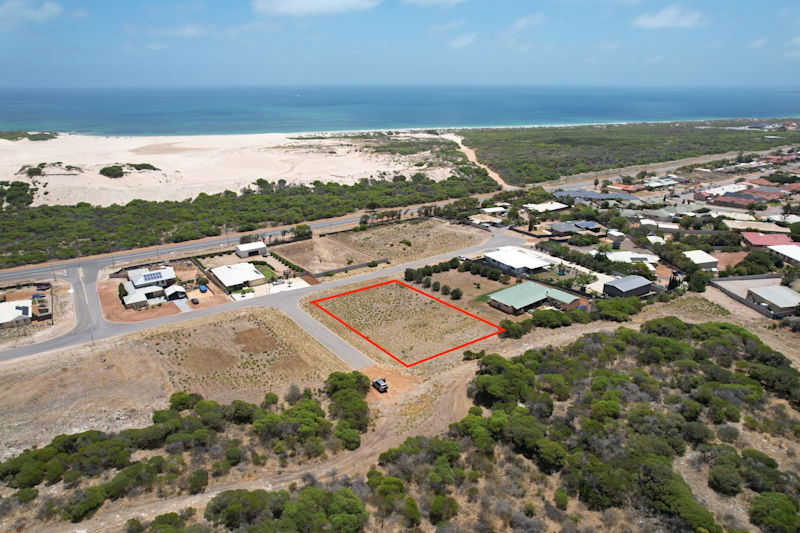 Half Acre - Ocean Views - Under $200k!62995619177090111