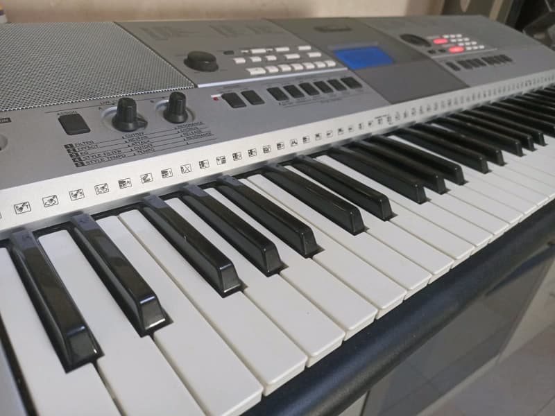 yamaha clavinova clp735b